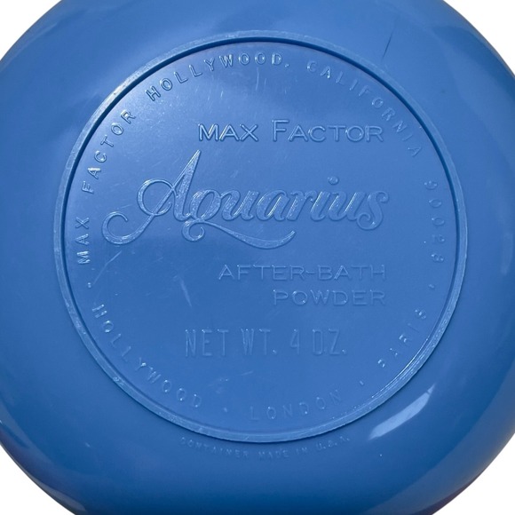 Vintage Max Factor Aquarius After Bath Powder Blue Case 4 Oz New Sealed - Picture 3 of 6